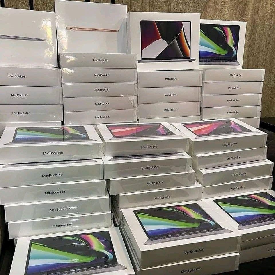 MacBook Pro 24 pieces per pallet